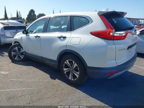 2018 Honda CR-V LX VIN 2HKRW5H34JH415151 фото 3
