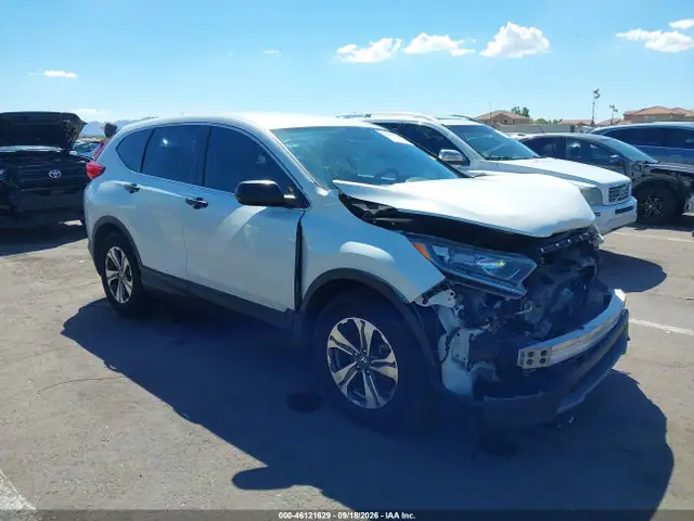 2HKRW5H33JH411818 — 2018 Honda CR-V LX, Передняя часть слева (Left Front), фото до ремонта