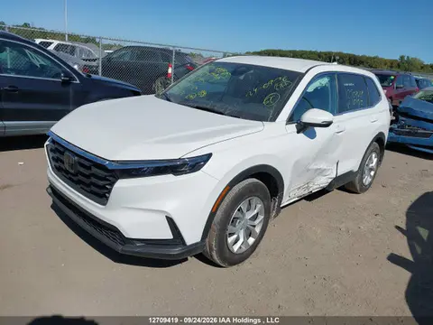 2023 Honda CR-V LX VIN 2HKRS4H25PH104110 фото 2