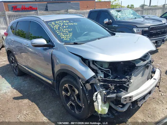 2HKRW2H94JH122921 — 2018 Honda CR-V Touring, Передняя часть (Front), фото до ремонта