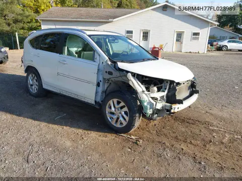 5J6RM4H77FL023989 — 2015 Honda CR-V, Передняя часть, фото до ремонта