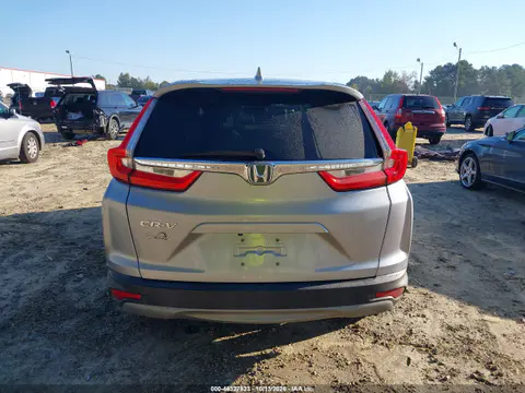 7FARW1H82HE037820 — 2017 Honda CR-V, Левая сторона, фото до ремонта