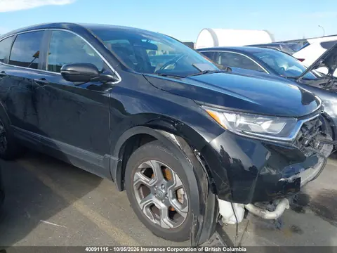 2HKRW2H83JH102893 — 2018 Honda CR-V, Передняя часть (Front), фото до ремонта