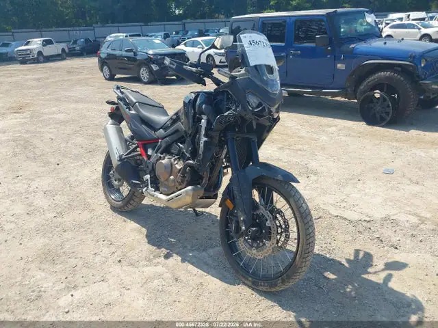 JH2SD1519SK100312 — 2025 Honda CRF1000 A, Передняя часть (Front End), фото до ремонта