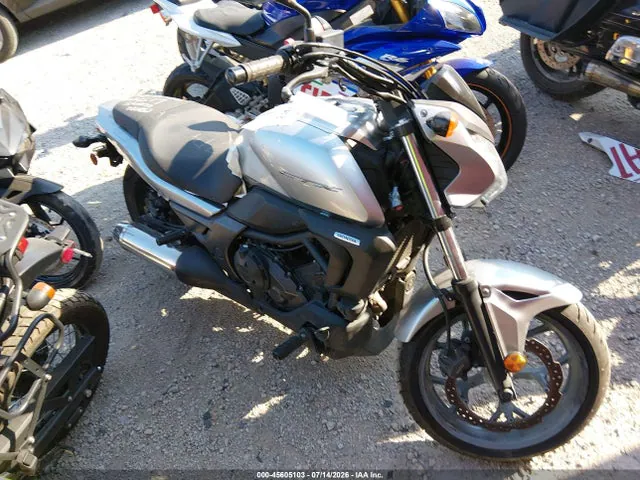 2016 Honda Ctx700 N VIN JH2RC6806GK200179 фото 1