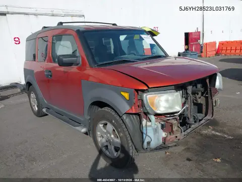 5J6YH28523L031769 — 2003 Honda Element, Передняя часть, фото до ремонта