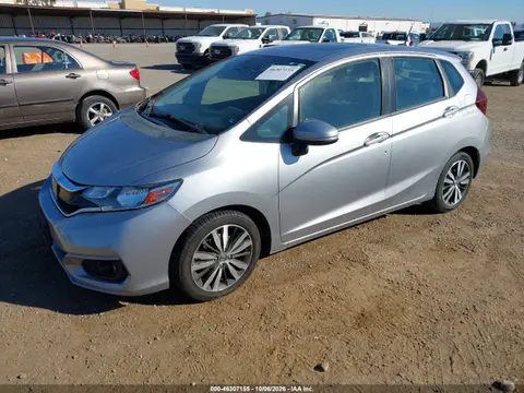 2018 Honda FIT EX VIN 3HGGK5H83JM723356 фото 2