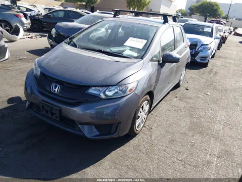 2015 Honda FIT LX VIN 3HGGK5H53FM714332 фото 2