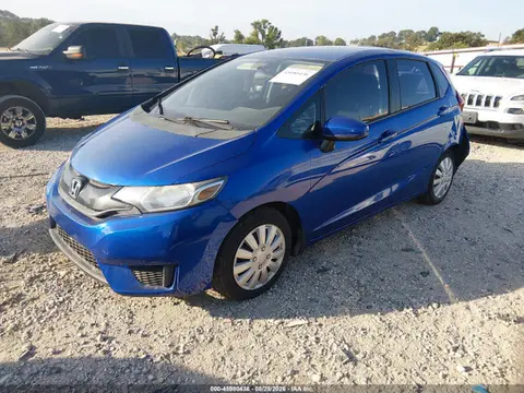 2015 Honda FIT LX VIN 3HGGK5H50FM724803 фото 2