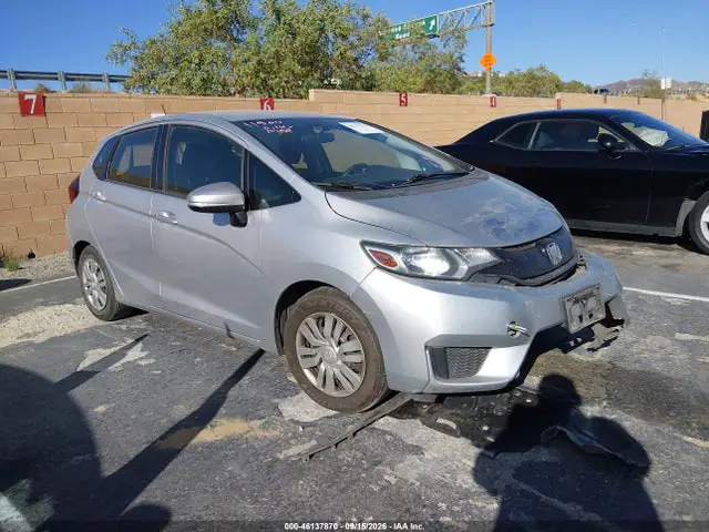 3HGGK5H5XFM748736 — 2015 Honda FIT LX, Передняя часть (Front End), фото до ремонта