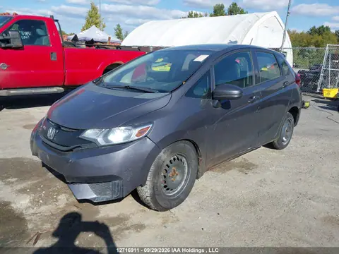 2017 Honda FIT LX VIN 3HGGK5H51HM100222 фото 2