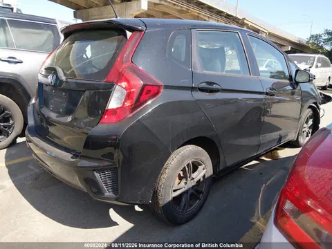 2017 Honda FIT LX VIN 3HGGK5H58HM100945 фото 4