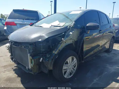 2019 Honda FIT LX VIN 3HGGK5H4XKM703460 фото 2