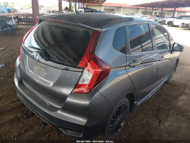 3HGGK5H69JM729760 — 2018 Honda Fit Sport, фото 4 с аукциона IAAI 13.10.2026, Естественный износ