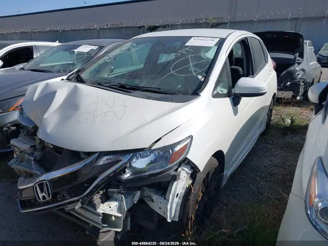 3HGGK5H6XLM726742 — 2020 Honda Fit Sport, фото 2 с аукциона IAAI 30.09.2026, Передняя часть