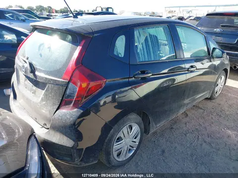 2018 Honda Fit VIN 3HGGK5H52JM102843 фото 4