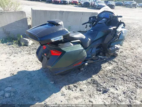 2024 Honda Gl1800 B VIN JH2SC7967RK600006 фото 4