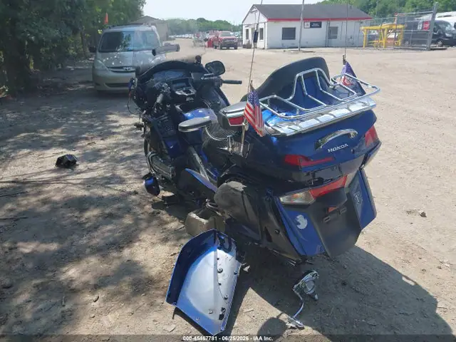 2014 Honda Gl1800 H VIN JH2SC68H7EK200339 фото 3