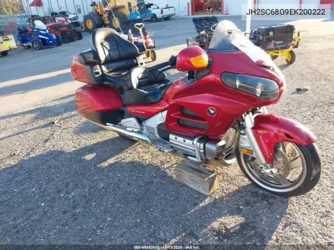 JH2SC68G9EK200222 — 2014 Honda Gold Wing, Передняя часть, фото до ремонта