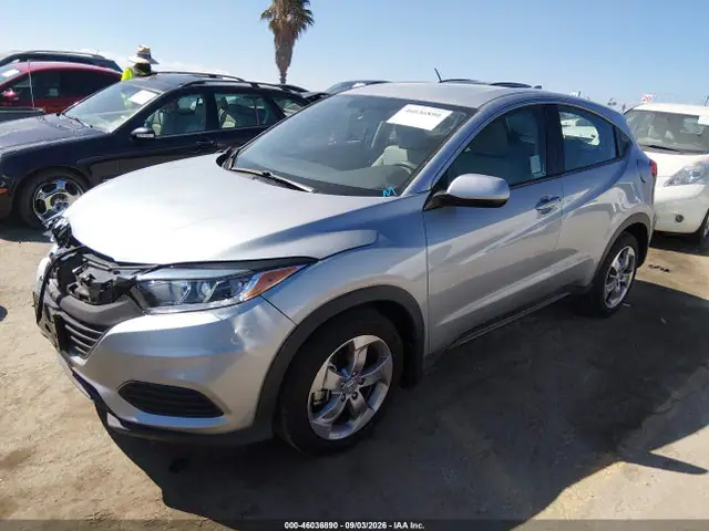 3CZRU5H35MM709477 — 2021 Honda HR-V 2WD LX, фото 2 с аукциона IAAI 30.09.2026, Передняя часть