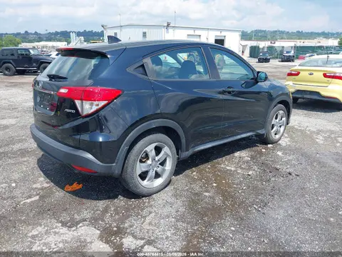 2020 Honda Hr-v Awd Lx VIN 3CZRU6H3XLM716445 фото 4