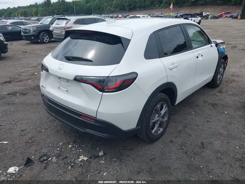 2026 Honda Hr-v Awd Lx VIN 3CZRZ2H35TM705749 фото 4