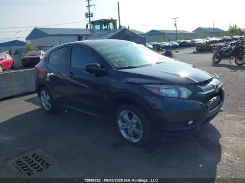 3CZRU6H51GM102343 — 2016 Honda HR-V EX, Передняя часть слева (Left Front), фото до ремонта