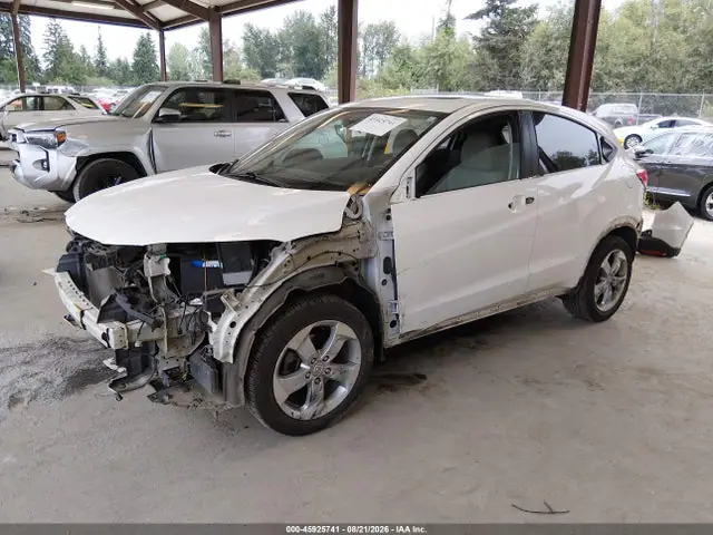 3CZRU6H50GM754970 — 2016 Honda HR-V EX, фото 2 с аукциона IAAI 30.09.2026, Передняя и задняя части