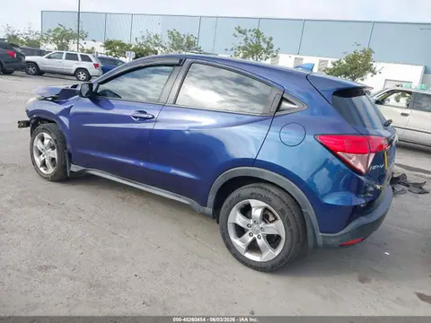 2016 Honda HR-V LX VIN 3CZRU6H3XGM731999 фото 3