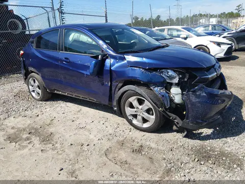 3CZRU5H34GM730325 — 2016 Honda HR-V LX, Передняя часть (Front & Rear), фото до ремонта