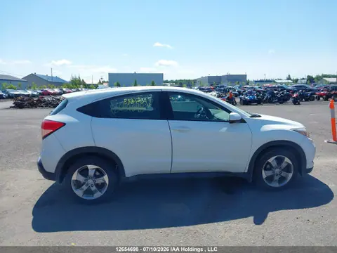 2018 Honda HR-V LX VIN 3CZRU5G37JM101019 фото 12