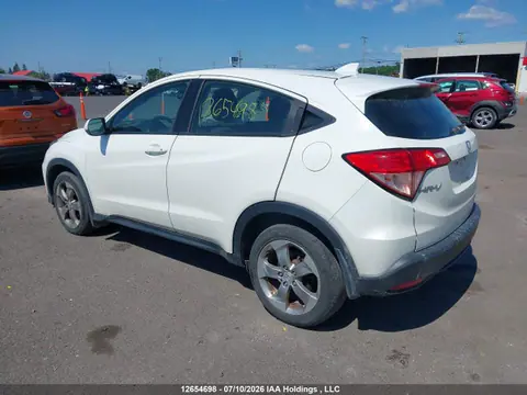2018 Honda HR-V LX VIN 3CZRU5G37JM101019 фото 3