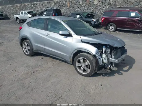 3CZRU6H38JG701745 — 2018 Honda HR-V LX, Передняя часть (Front End), фото до ремонта