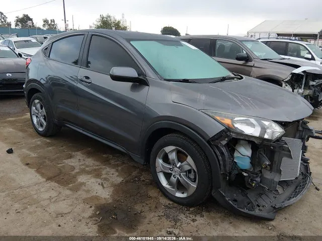 2018 Honda HR-V LX VIN 3CZRU5H31JG702035 фото 1