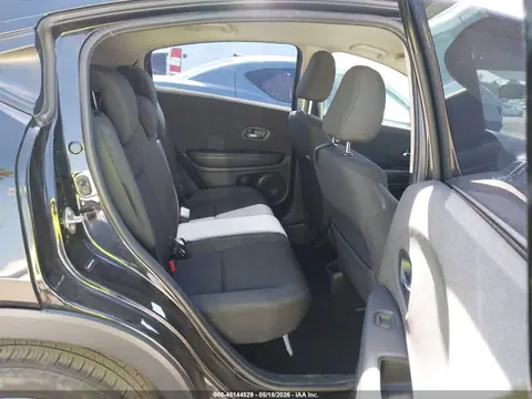 2019 Honda HR-V LX VIN 3CZRU5H36KG716255 фото 8