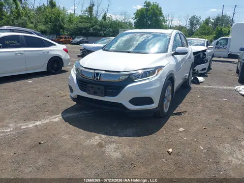 2020 Honda HR-V LX VIN 3CZRU5H33LM100032 фото 2