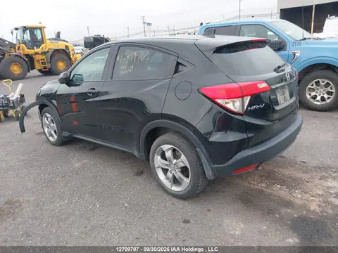 2022 Honda HR-V LX VIN 3CZRU6H39NM101209 фото 3