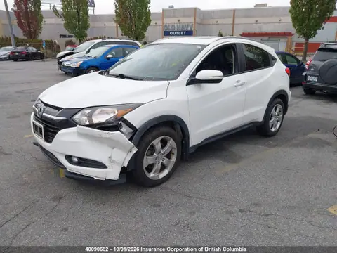 2016 Honda HR-V VIN 3CZRU6H77GM110772 фото 2