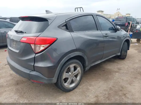 3CZRU5H31GM744831 — 2016 Honda HR-V, фото 4 с аукциона IAAI 05.10.2026, Естественный износ