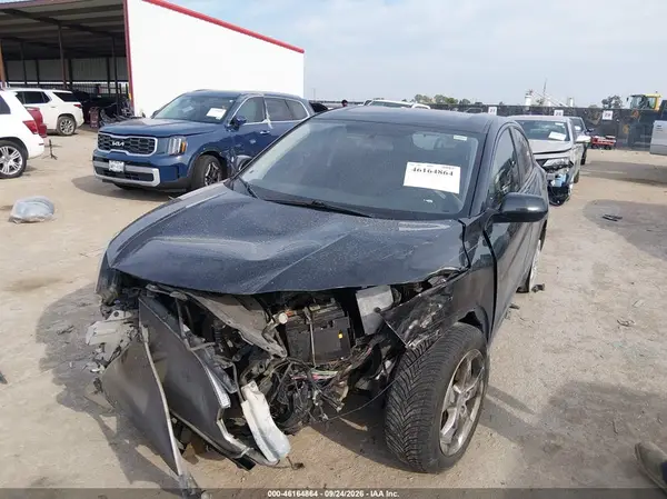 3CZRU5G39GM738325 — 2016 Honda HR-V, фото 2 с аукциона IAAI, Передняя часть
