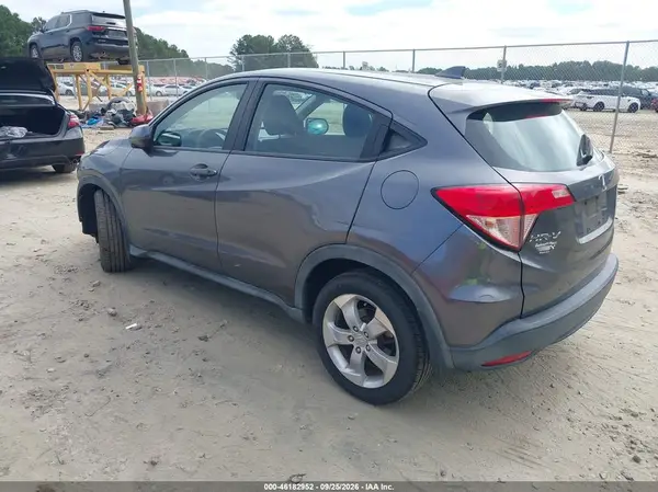 3CZRU5H32GM700952 — 2016 Honda HR-V, фото 3 с аукциона IAAI, Передняя часть