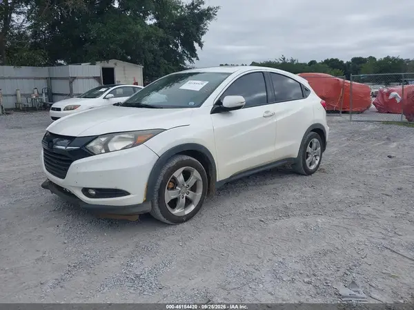 3CZRU5H51GM729909 — 2016 Honda HR-V, фото 2 с аукциона IAAI, Передняя часть справа