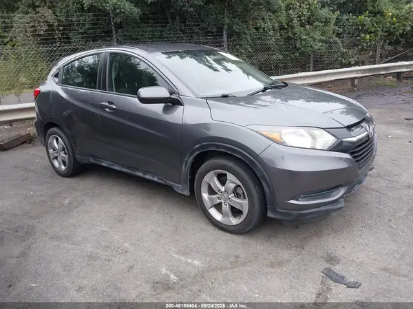 3CZRU5H35GM743813 — 2016 Honda HR-V, Задняя часть справа (Right Rear), фото до ремонта