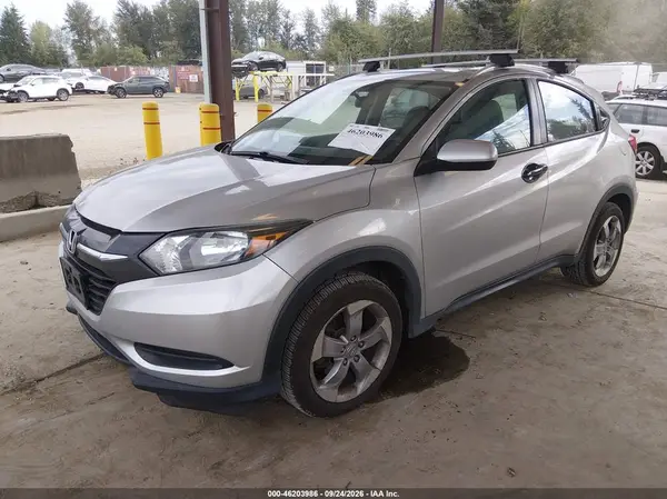 3CZRU6H39GM758515 — 2016 Honda HR-V, фото 2 с аукциона IAAI 09.10.2026, Задняя часть