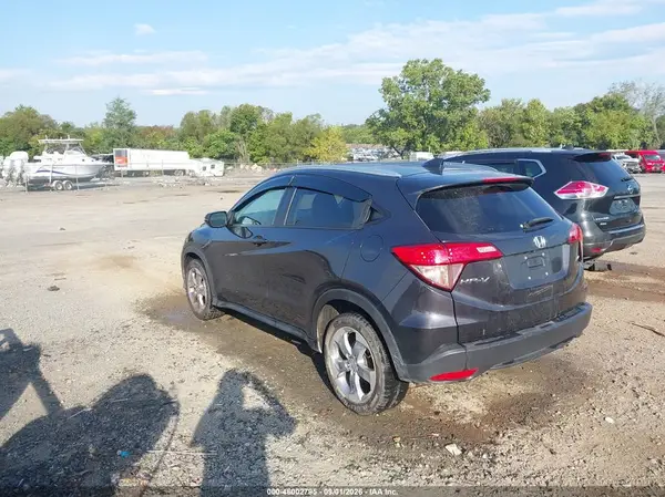 3CZRU6H71HM709362 — 2017 Honda HR-V, фото 3 с аукциона IAAI 13.10.2026, Правый бок