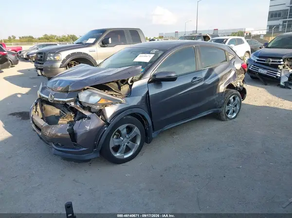 3CZRU5H58HM701610 — 2017 Honda HR-V, фото 2 с аукциона IAAI 14.10.2026, Передняя часть