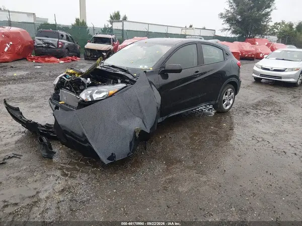 3CZRU6H33HG706748 — 2017 Honda HR-V, Передняя часть (Front End), фото до ремонта