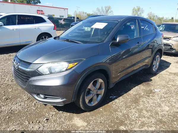 3CZRU6H5XHG702763 — 2017 Honda HR-V, фото 2 с аукциона IAAI, Задняя часть справа