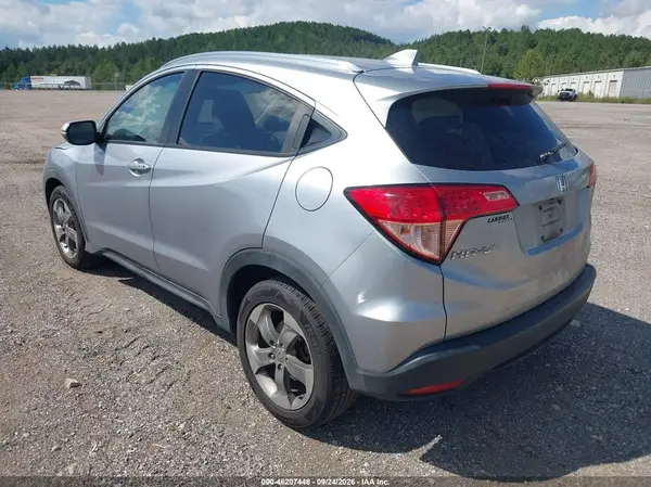 3CZRU5H70HM715017 — 2017 Honda HR-V, фото 3 с аукциона IAAI 08.10.2026, Естественный износ