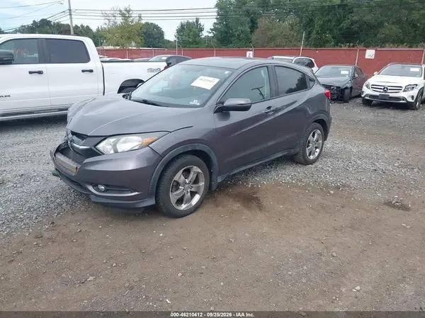 3CZRU6H5XHM715997 — 2017 Honda HR-V, фото 2 с аукциона IAAI, Передняя часть